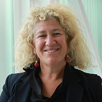 Dr Eva Segelov